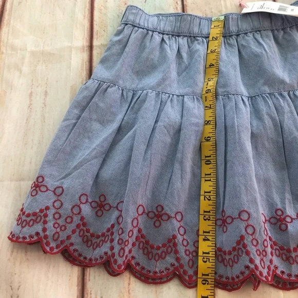 Vineyard Vines Blue Chambray Embroidered Flounce Pull On Skirt SZ XXS - Picture 3 of 8